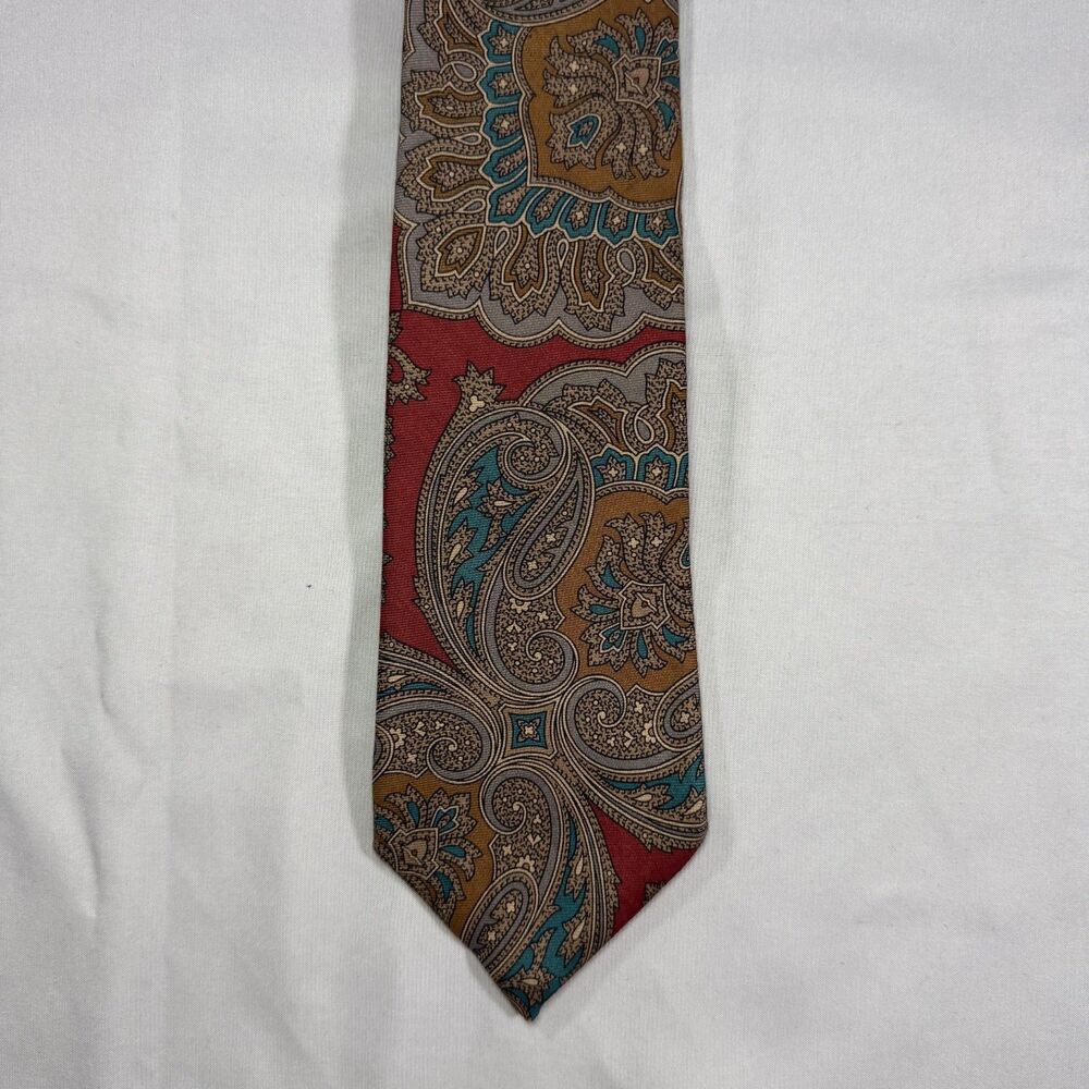 Vintage TJW by Mervyn's Red Paisley Handmade All Silk Tie 3" Wide 56.5" Long